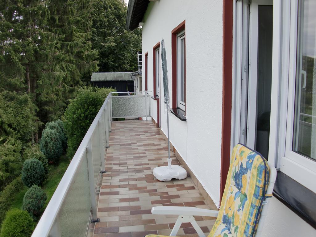 Ferienhaus Margaretha Hallschlag エクステリア 写真