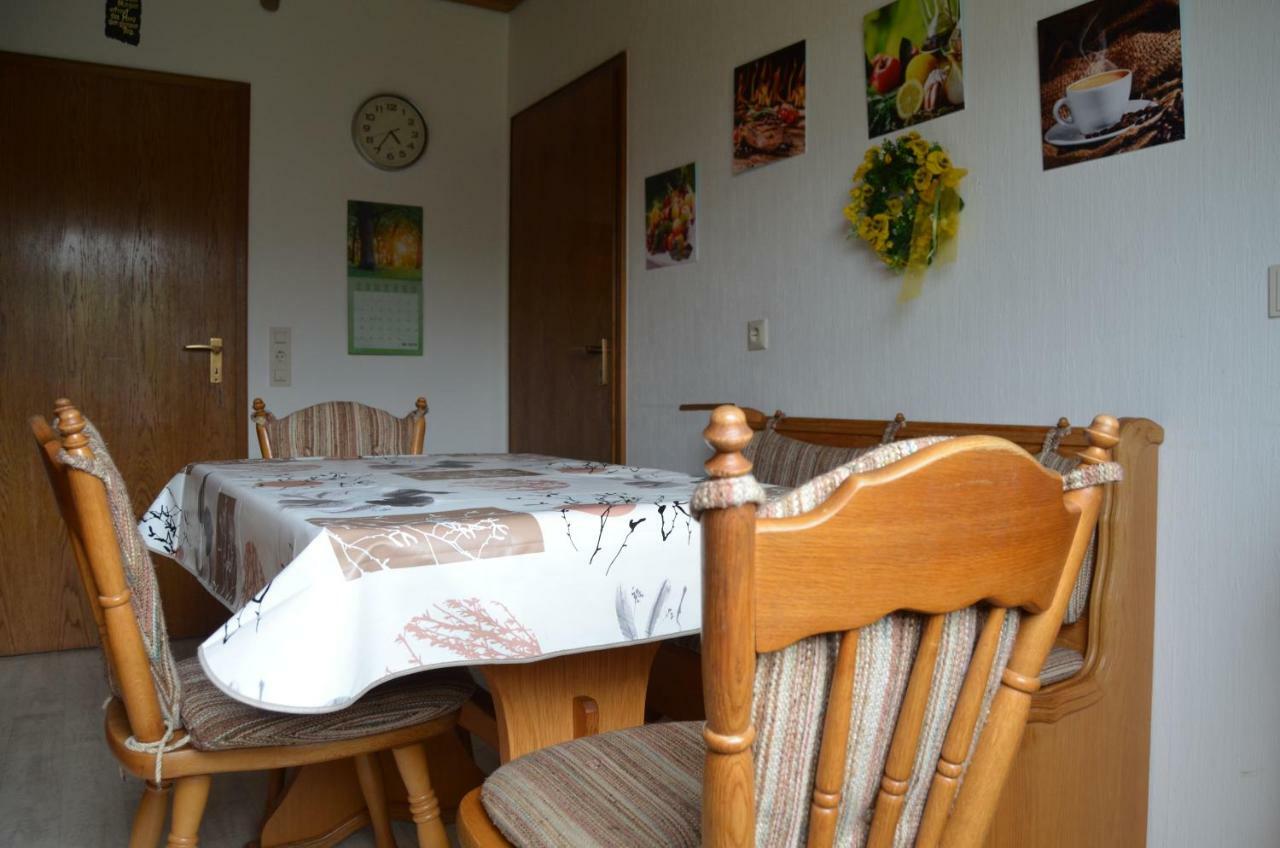 Ferienhaus Margaretha Hallschlag エクステリア 写真